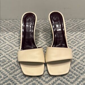 STAUD Cream Mules Modern Minimalist Design size 39 brand new without box